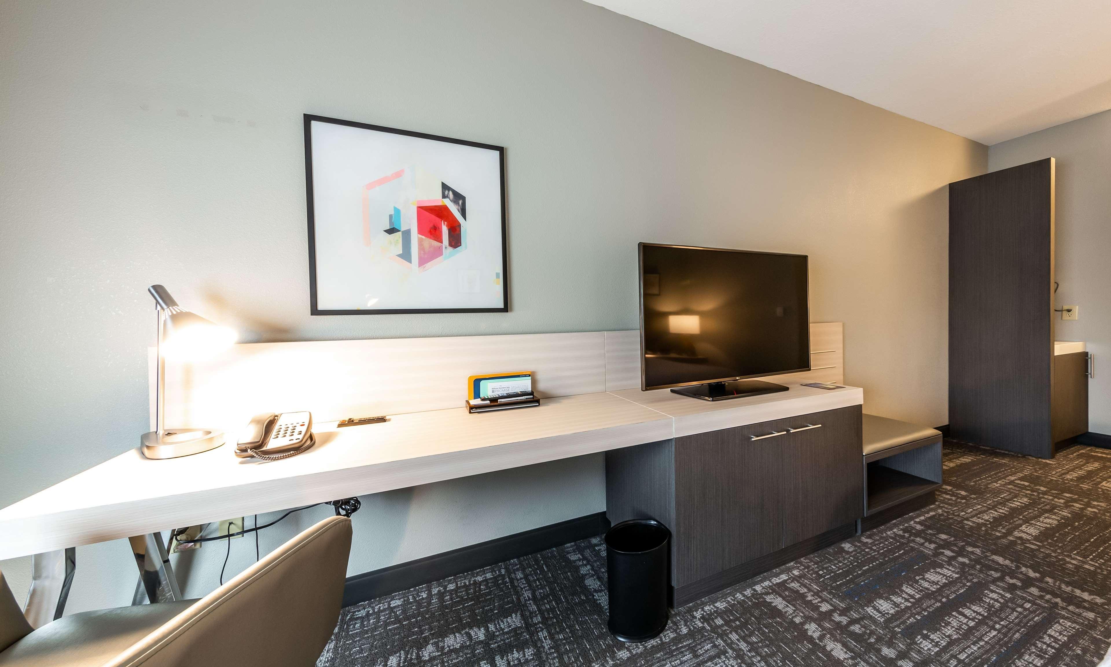 Hilton Garden 3* Beaumont