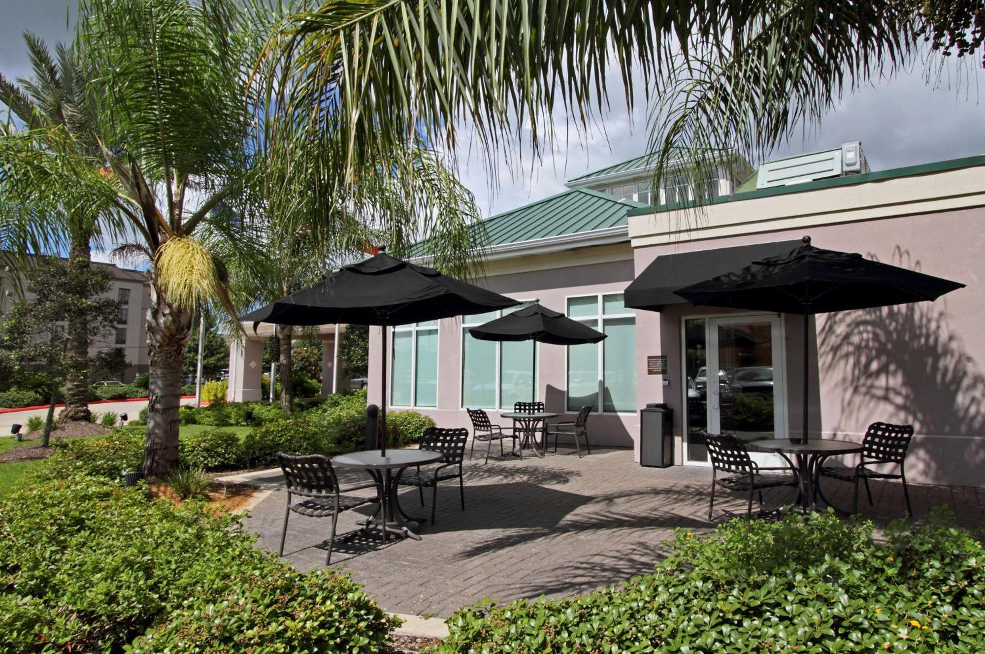 Hilton Garden Hotel 3*